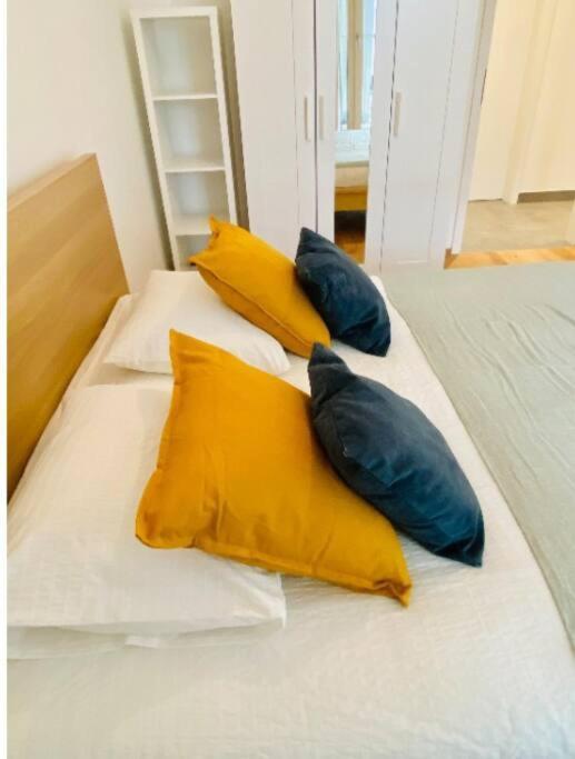 Apartamento Elegant 2 Bedrooms In Center With Parking &terrace- 142-99